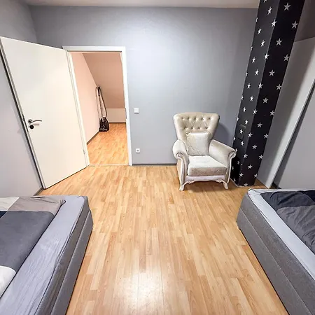 Ruhr Business Mit 7 Einzelbetten *